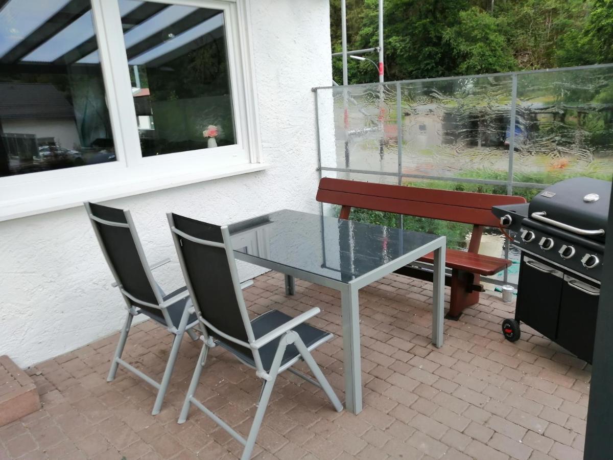 Apartment Am Felsen Zueschen Winterberg Exterior photo